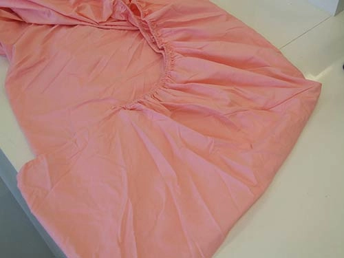 5 bước gấp ga giường vuông vắn trong một phút - 6