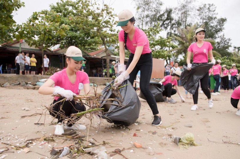 Bản tin hoa hậu thí sinh hoa hậu vn phía bắc dọn rác vẫn không ngừng đẹp - 1