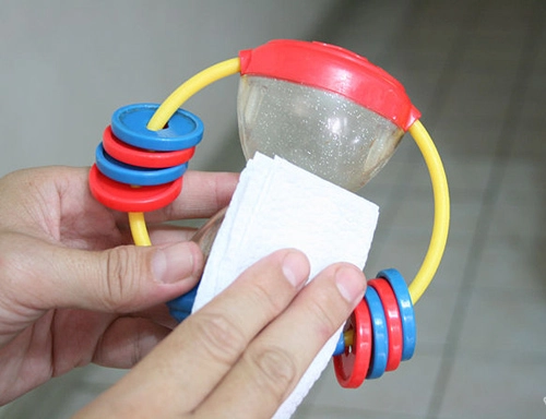 bí kíp làm sạch và sắp xếp đồ chơi của bé - 1