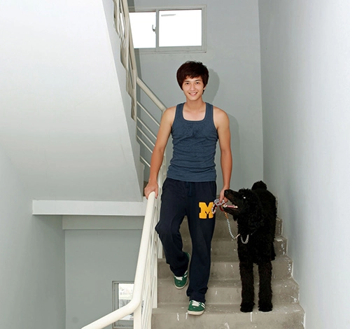 Căn hộ ngập tràn nắng của hotboy huỳnh anh - 12