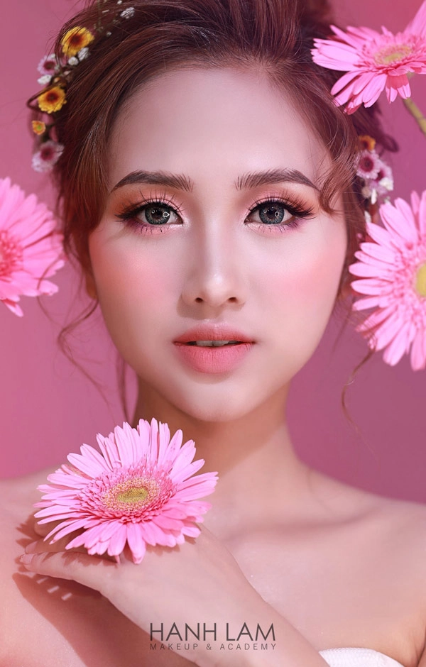 Chia sẻ xu hướng makeup cô dâu ấn tượng năm 2019 cùng hạnh lâm academy - 1