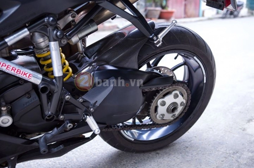 Ducati 848 evo của fan lorenzo vừa độ pô arrow cùng nhiều phụ kiện thú vị - 10