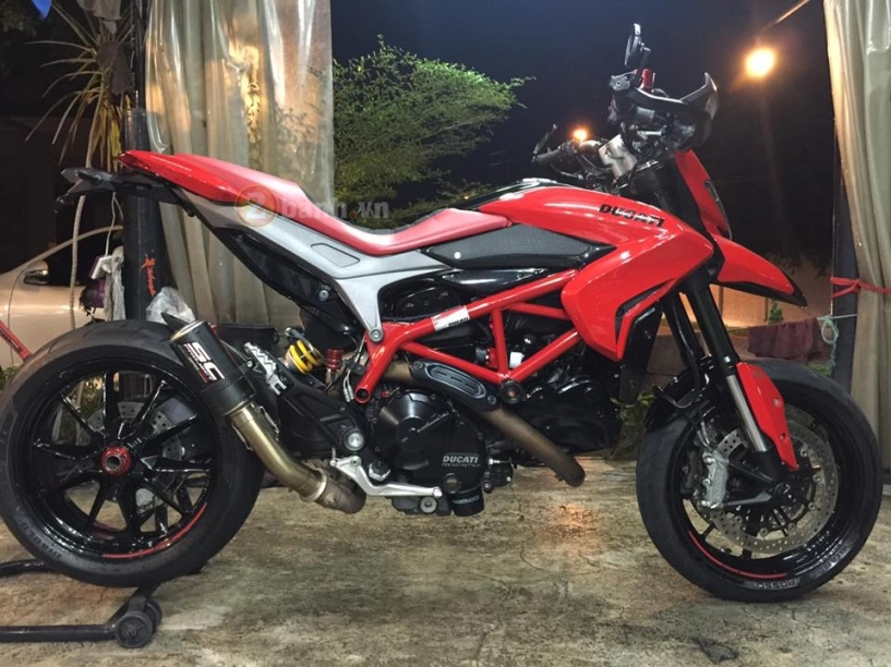 Ducati hypermotard 821 trang bị nhiều đồ chơi giá trị - 15