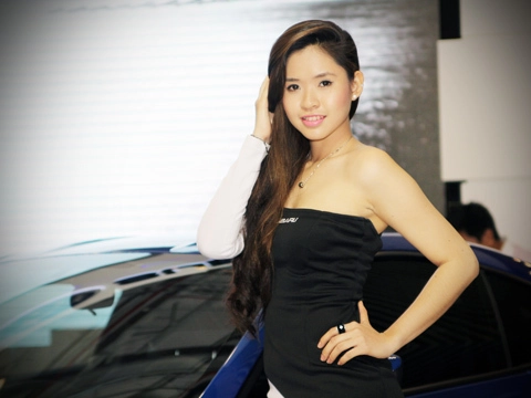  người mẫu triển lãm saigon autotech 2012 - 1