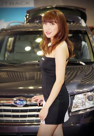  người mẫu triển lãm saigon autotech 2012 - 6