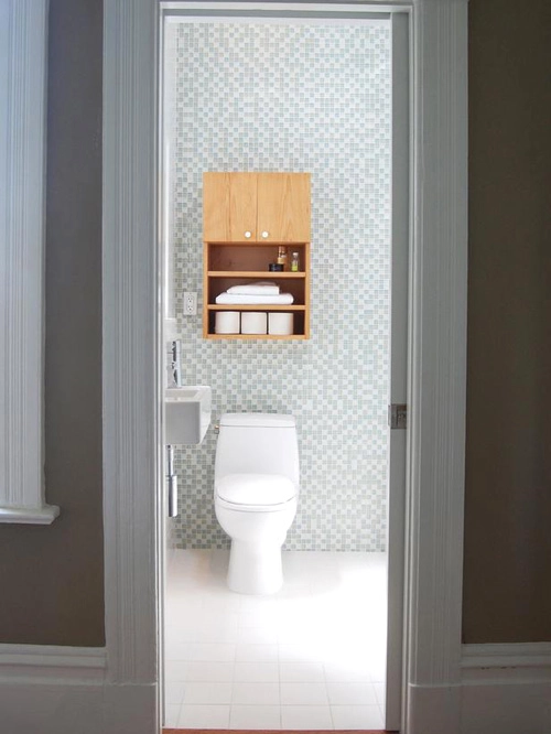 Nhét bồn tắm vừa khít toilet chỉ 3m2 - 4