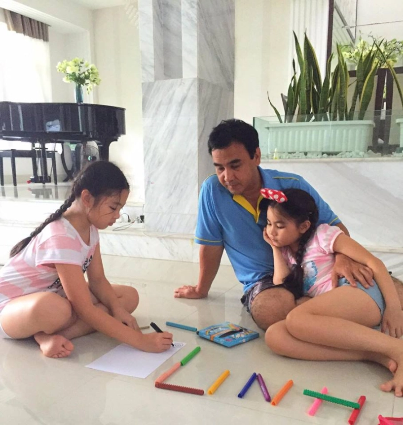 Quyền linh vui vầy trong nhà 21 tỷ cùng vợ đẹp con khôn - 3