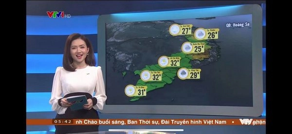 Toàn diện đồ kín đáo lên hình chẳng ai biết ngoài đời nữ btv này lại quyến rũ đến thế - 3