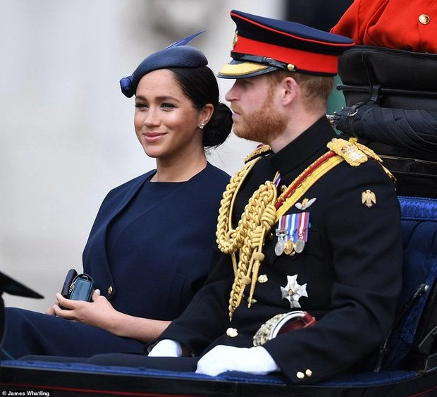 Từng là nàng dâu phá đi quy tắc ăn mặchoàng gia meghan sau khi sinh con bỗng thay đổi - 6