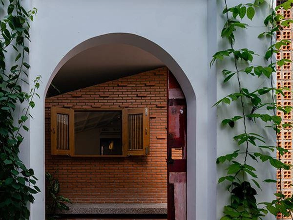 Vợ chồng việt sửa nhà cấp 4 cũ thành nơi ở đẹp đến mức báo mỹ cũng phải khen - 17