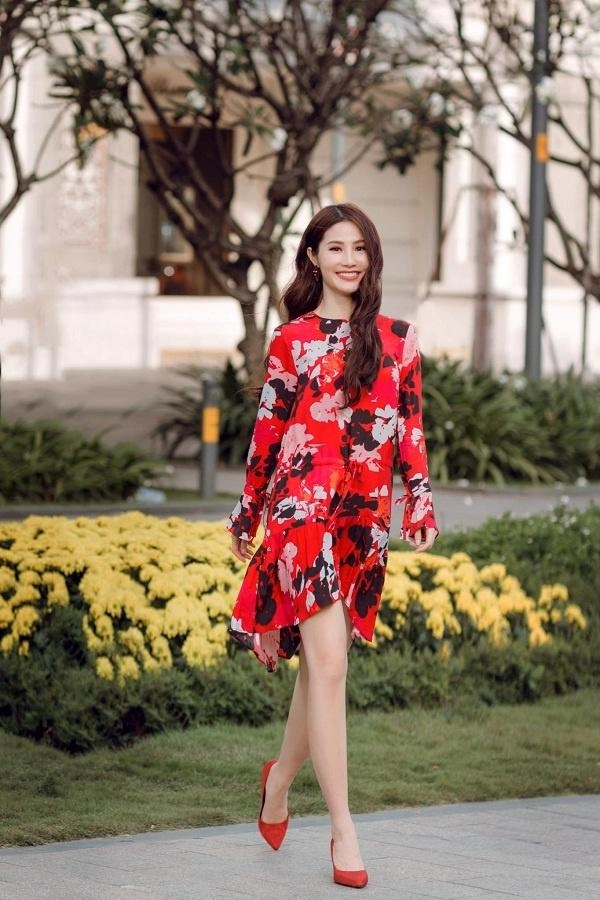 3 kiểu váy cứ tết lại cháy hàng nàng nào cũng nên thủ sẵn vài cái - 5