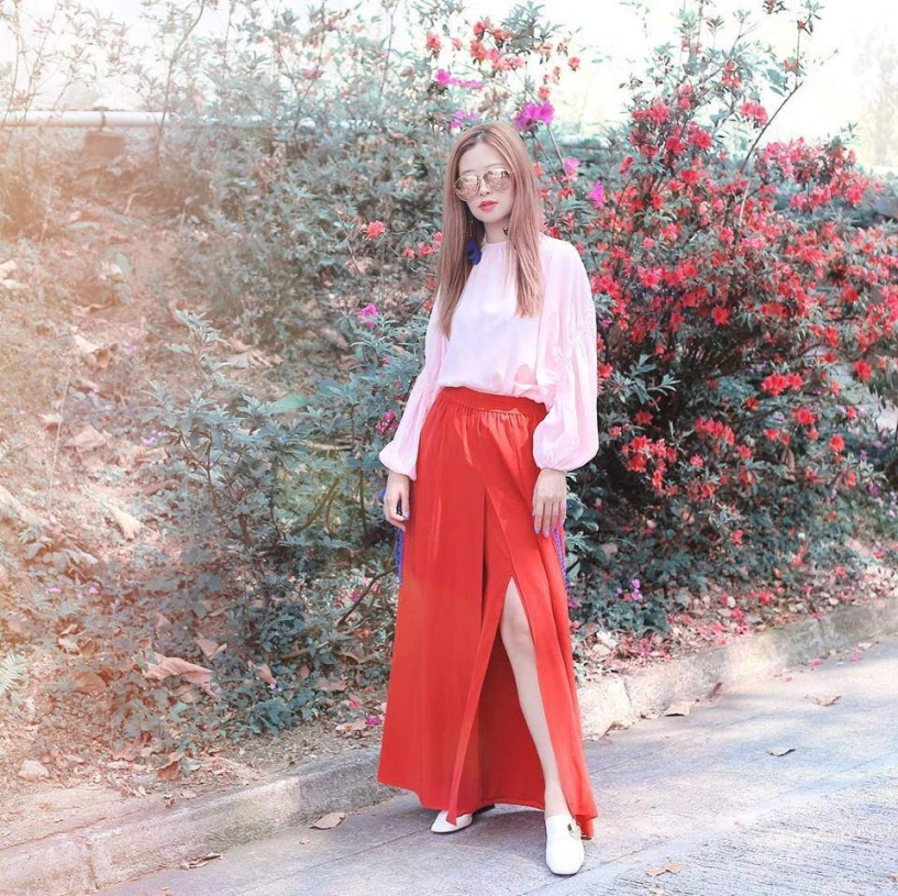 35 tuổi nhưng người đẹp xứ cảng thơm đi đâu cũng trẻ nhất nhờ trung thành với gam màu này - 13