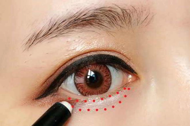 7 mẹo trang điểm để sở hữu đôi mắt nổi bật long lanh một cách hoàn hảo nhất - 5