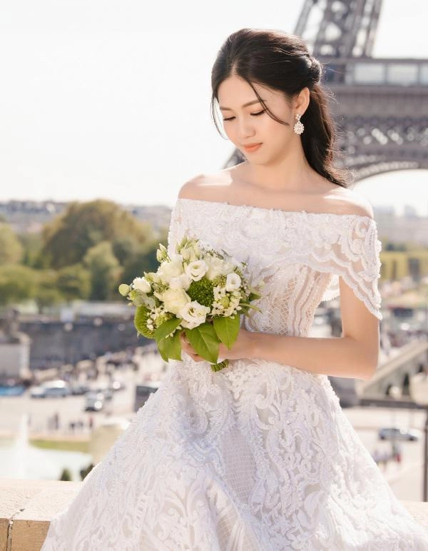 Á hậu thanh tú đẹp như công nương với váy cưới lấy cảm hứng từ song hye kyo - 2