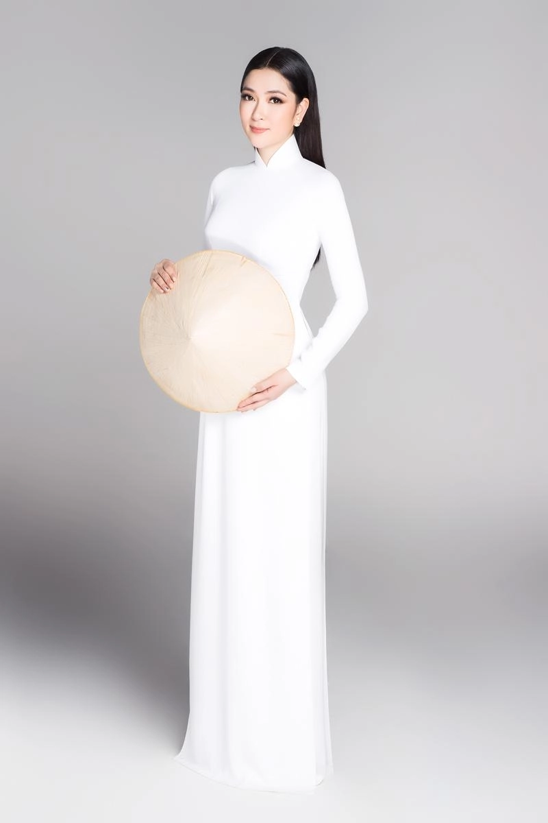 Bà mẹ bỉm sữa đặng thu thảo diện áo dài trắng đọ eo thon cùng các hoa hậu chưa chồng - 7