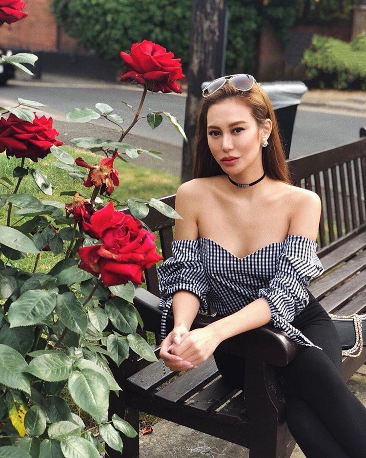 Bà mẹ sướng nhất hong kong cả ngày chỉ việc mặc đẹp sống ảo vì bố và chồng siêu giàu - 5