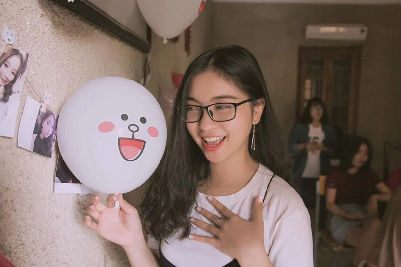 Bạn gái quang hải không chỉ xinh như hotgirl mà còn có gout thời trang siêu nữ tính - 3