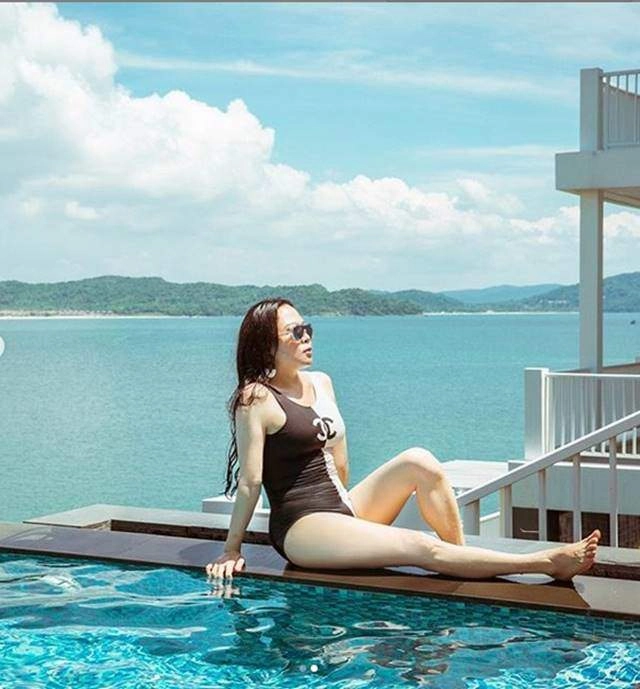 Bao ngày lặn ngụp với trang phục thảm họa phượng chanel chơi lớn diện bikini và cái kết - 3