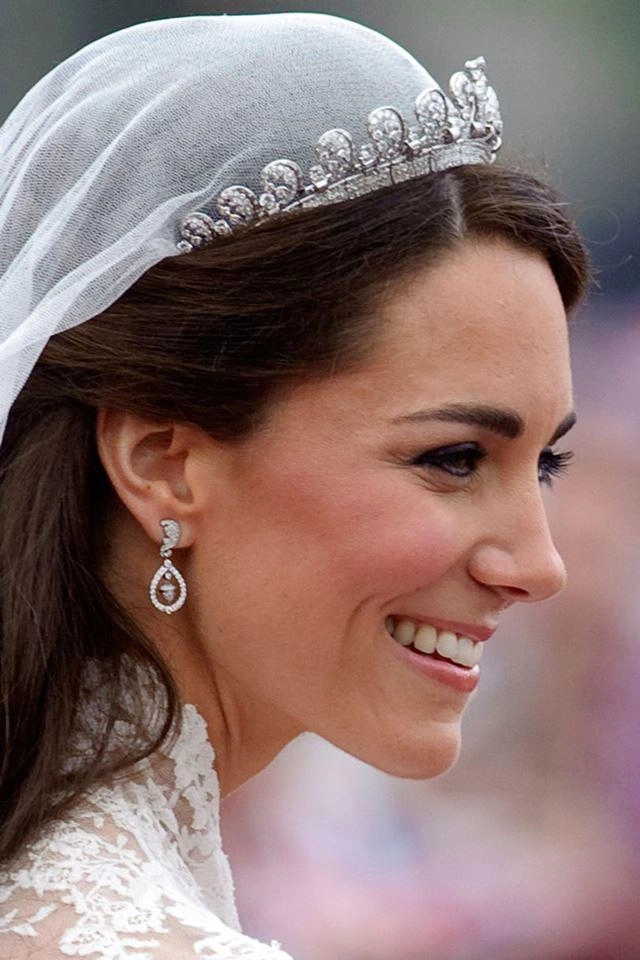 Bị chỉ trích vẫn chưa bỏ thói tiêu hoang meghan markle còn chi số tiền khủng cho trang sức - 1