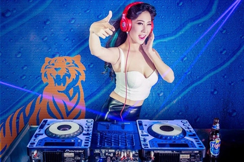 Chấm điểm hai nhan sắc việt lọt top 100 nữ dj của thế giới - 3