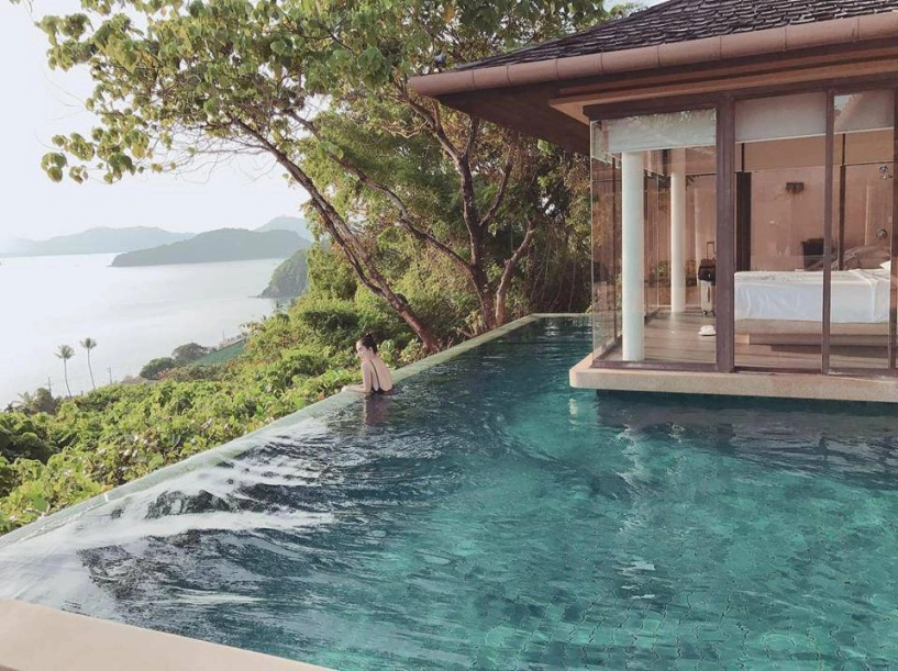 Chán khoe hàng hiệu ngọc trinh diện bikini khoét bạo khoe lưng trần nuột nà trắng mịn - 5