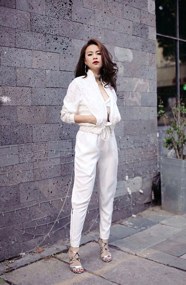 Chán váy điệu hoàng thùy linh lăng xê loạt quần không thể chất hơn - 8