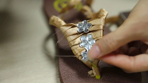 Chế tông thành sandals siêu xinh đi biển - 8