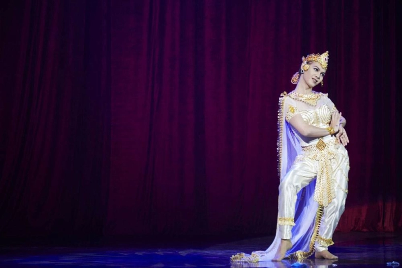 Chỉ một nụ cười tỏa sáng hương giang idol đã chứng minh quan trọng vẫn là thần thái - 5