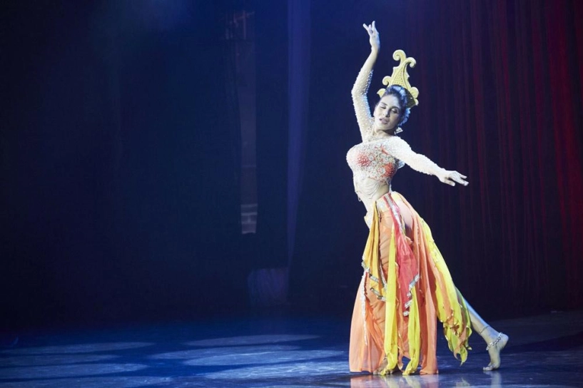 Chỉ một nụ cười tỏa sáng hương giang idol đã chứng minh quan trọng vẫn là thần thái - 6