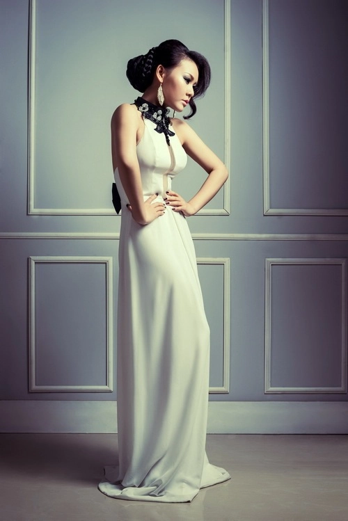 Chọn váy dạ hội sexy và sang trọng cùng mỹ nhân 25 tuổi - 2