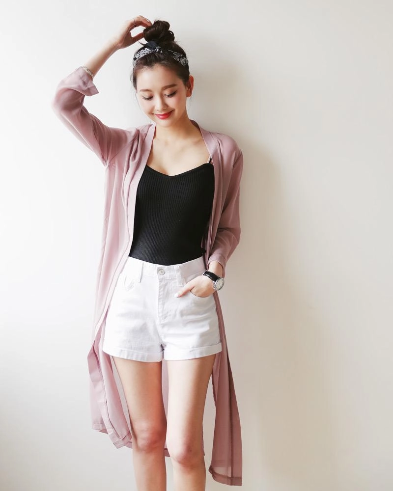 Chưa kịp mua đồ mới ngày đầu thu chị em hãy tận dụng ngay 4 món đồ hè này - 13