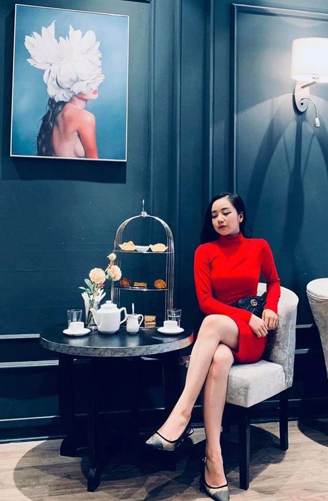 Con gái đại gia minh nhựa khoe giày hiệu chất đống siêu xe 80 tỷ gia nhập hội rich kid - 12