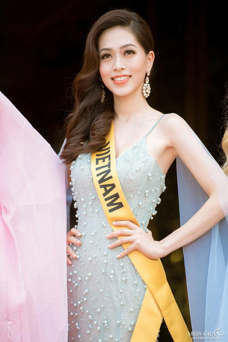 Cộng đồng mạng bức xúc trước tin á hậu phương nga bị chơi xấu tại miss grand 2018 - 2