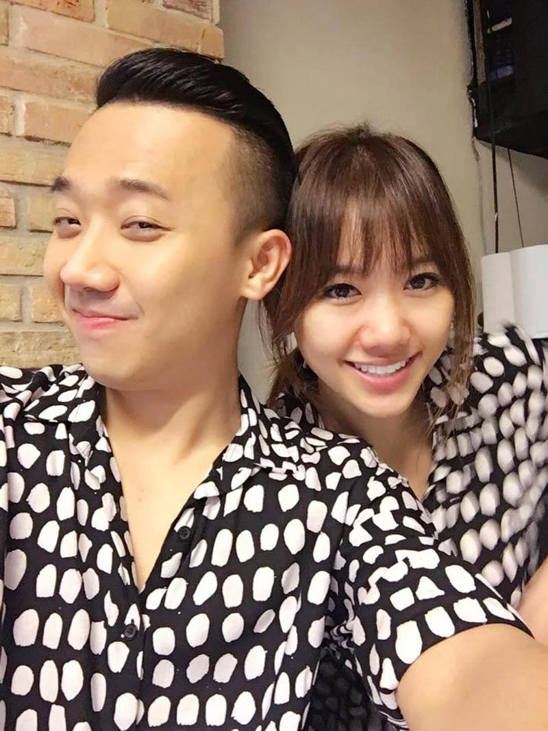 Cũng chăm mặc đồ đôi nhưng trường giang vẫn thua trấn thành vì chưa dám làm điều này - 2