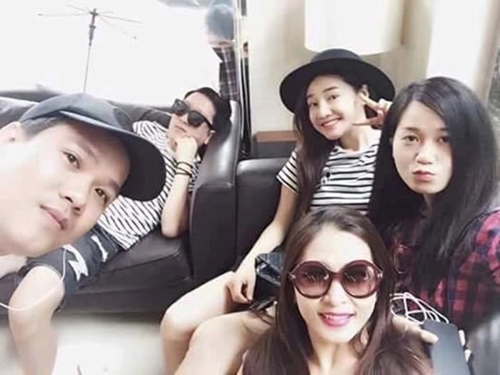 Cũng chăm mặc đồ đôi nhưng trường giang vẫn thua trấn thành vì chưa dám làm điều này - 9