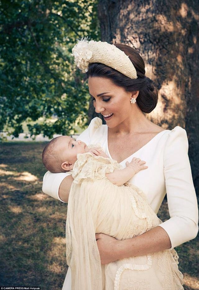 Cùng làm dâu hoàng tộc vì điều này mà meghan ngày càng bị ghét bỏ trái ngược với kate - 8