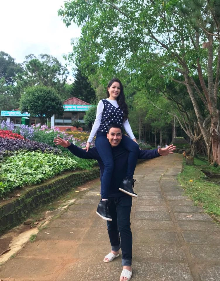 Cười chê vì trang phục lố lăng nhưng đến khi biết lý do mọi người càng yêu mến quyền linh - 7