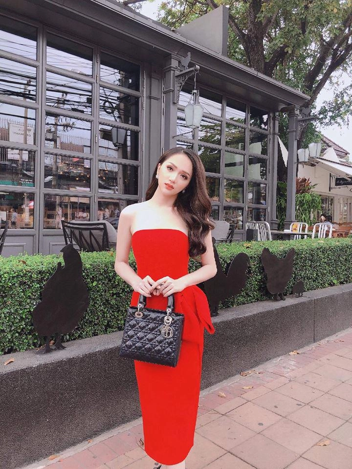 Cuối cùng hương giang cũng chạm trán và đọ sắc với thần tiên tỉ tỉ thái lan rồi - 7