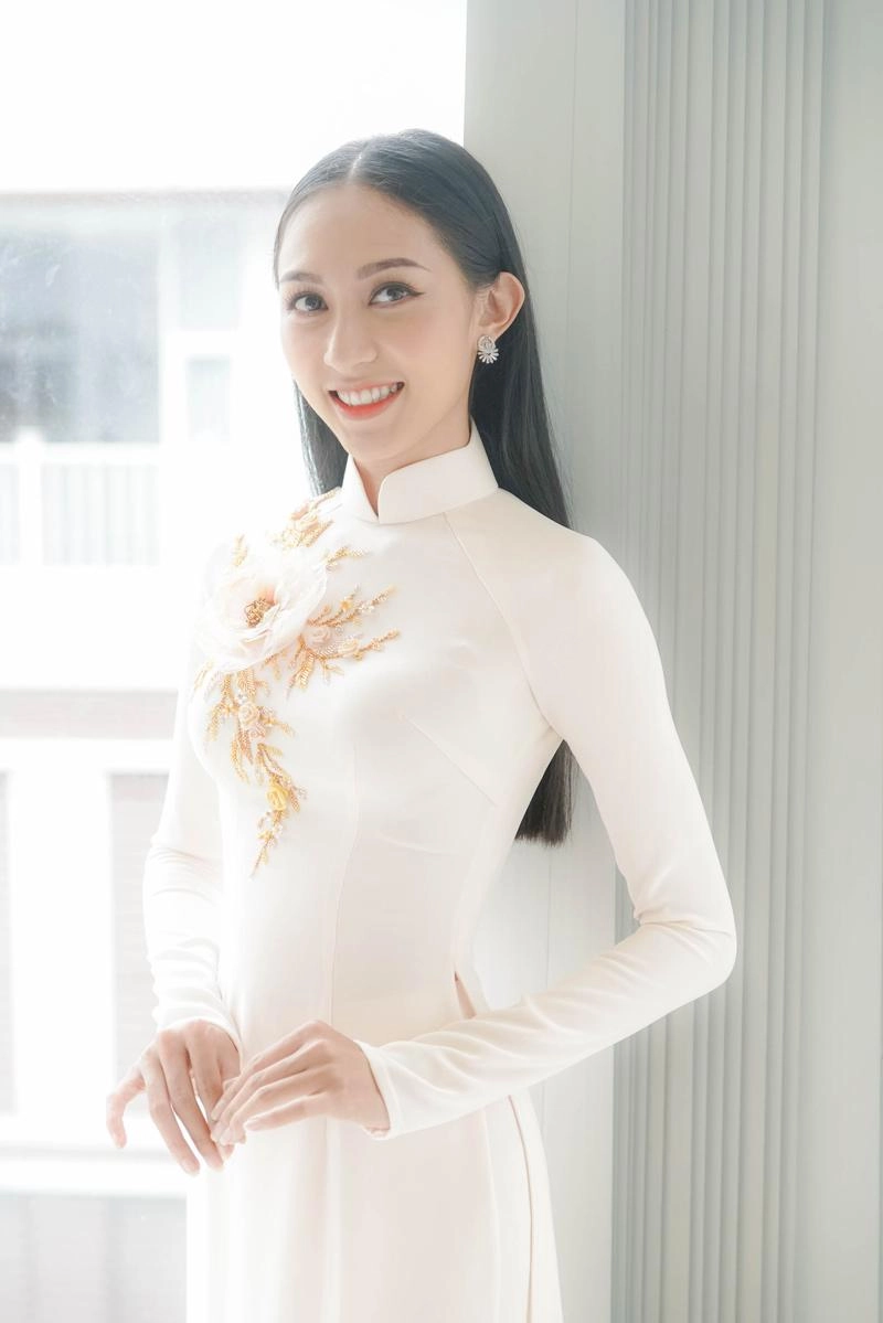 Đám hỏi lan khuê dàn phù dâu toàn chân dài đình đám mặc áo dài trắng tuyệt xinh - 10