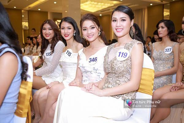 Đây chính là khoảnh khắc đẹp và ngọt ngào nhất hoa hậu hoàn vũ việt nam 2017 - 10