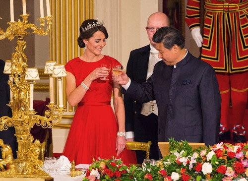 Đệ nhất phu nhân mỹ được khen hết lời khi chọn váy tinh tế gặp chủ tịch trung quốc - 4