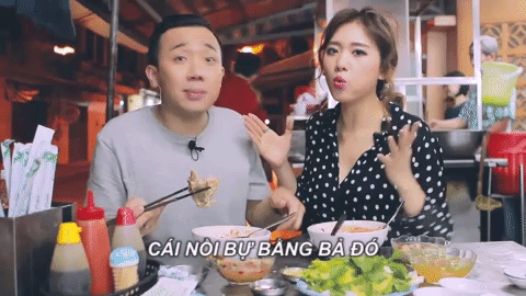 Để thoả mãn đam mê ăn uống hari won làm vlog ẩm thực việt trên kênh youtube riêng - 3