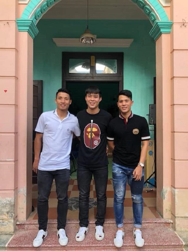 Đến nhà duy mạnh chơi đình trọng và tiến dũng khiến fan thích thú vì soi ra điểm bất thường - 1
