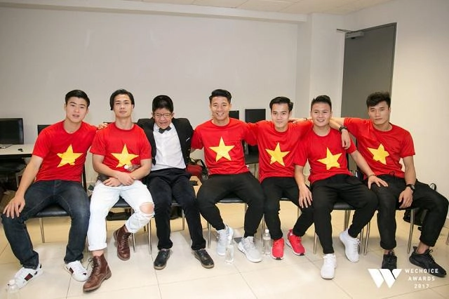 Đến nhà duy mạnh chơi đình trọng và tiến dũng khiến fan thích thú vì soi ra điểm bất thường - 8