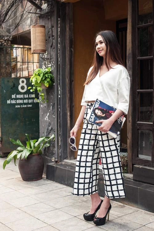 Diện quần culottes mát điệu tới công sở - 13