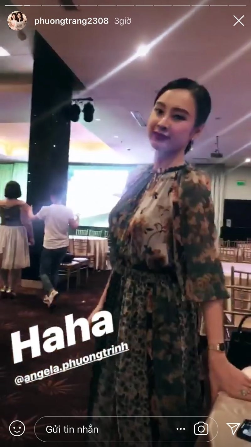 Diện váy hoa nhưng tham chi tiết angela phương trinh còn già hơn cả mẹ - 2