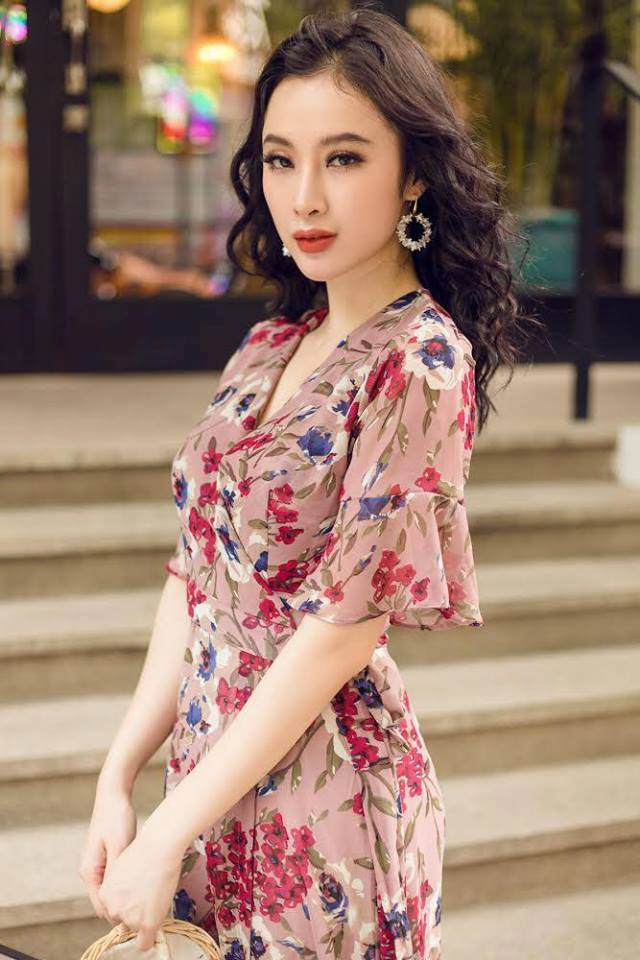 Diện váy hoa nhưng tham chi tiết angela phương trinh còn già hơn cả mẹ - 11