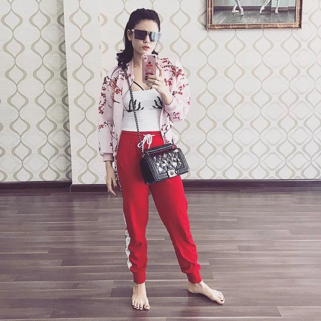 Đồ hiệu không thiếu nhưng sao nhìn trương quỳnh anh vẫn sến như mỹ nhân kiếm hiệp - 4