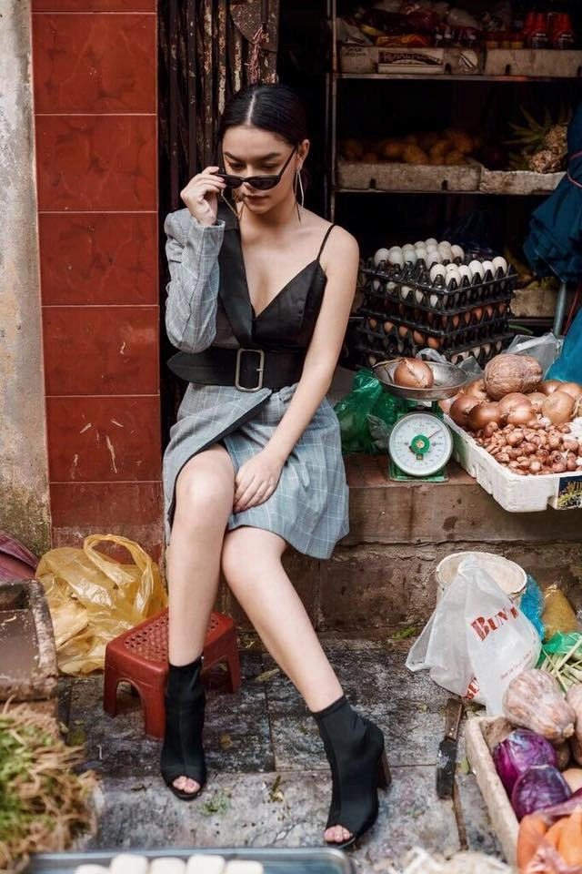 Đừng tìm phạm quỳnh anh kín đáo nữa bà mẹ trẻ bây giờ đã táo bạo lắm rồi - 9