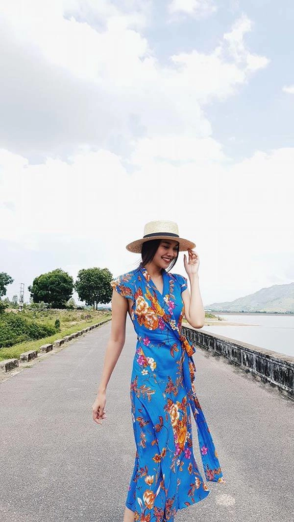 Giàu có là thế nhưng chị đại thanh hằng chỉ dùng mỗi chiếc nón này nhiều năm qua - 3